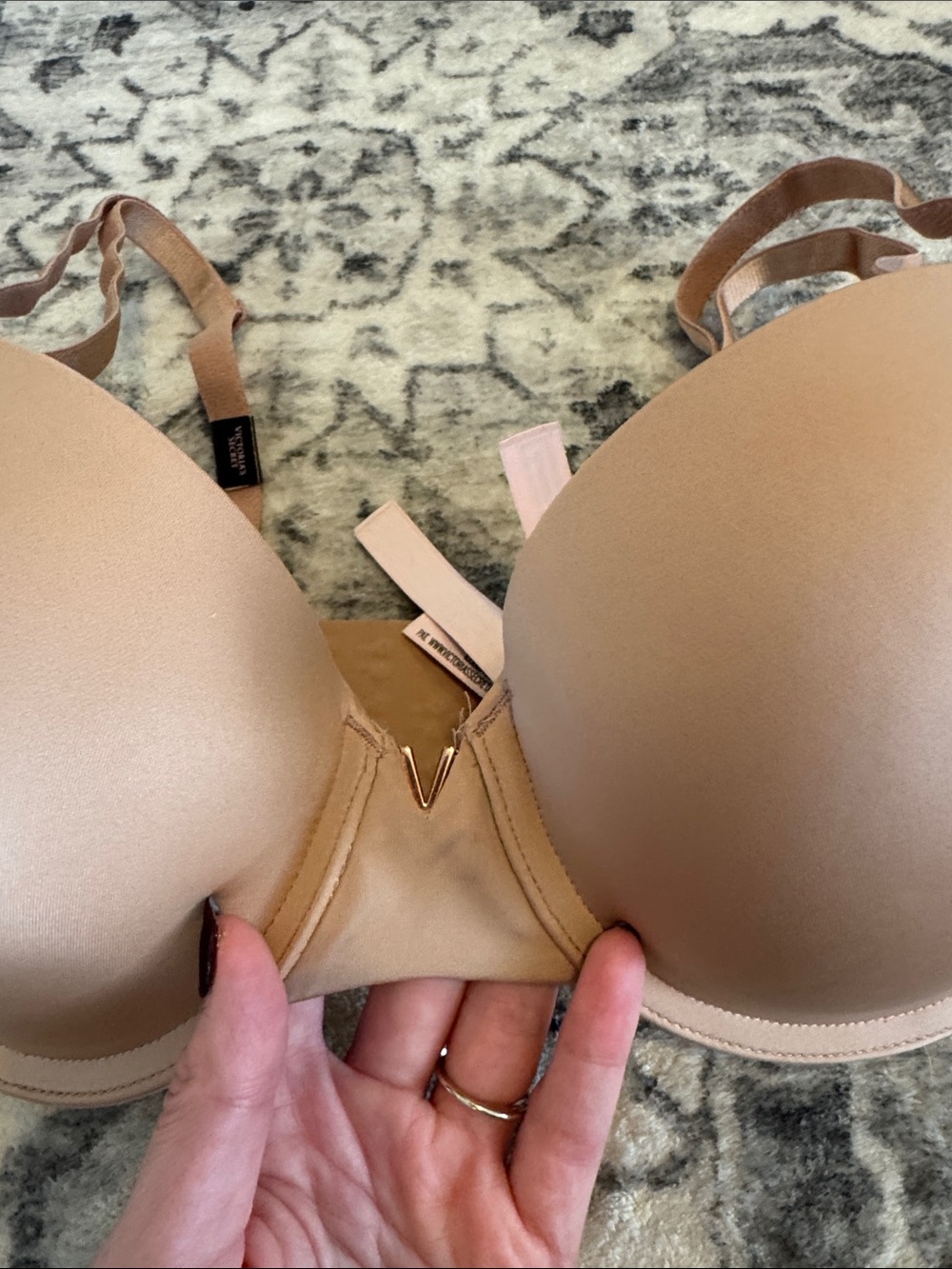 Victoria's Secret Multi-Way - Picture 2 of 5